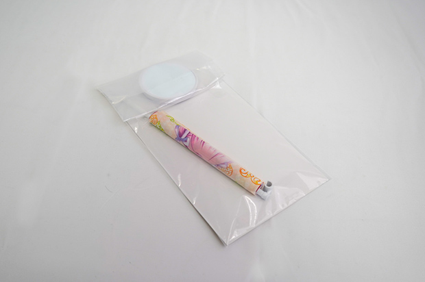 台紙付き袋にて納品